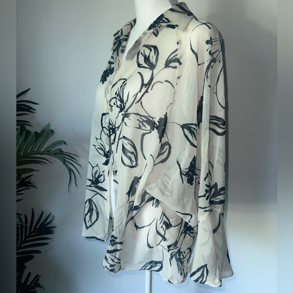 Zara Women’s Sheer Ivory Floral Chiffon Blouse  Size M - Picture 2 of 6